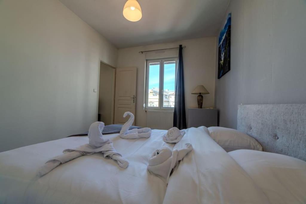 Le Courteline - Villeurbanne Centre Екстер'єр фото